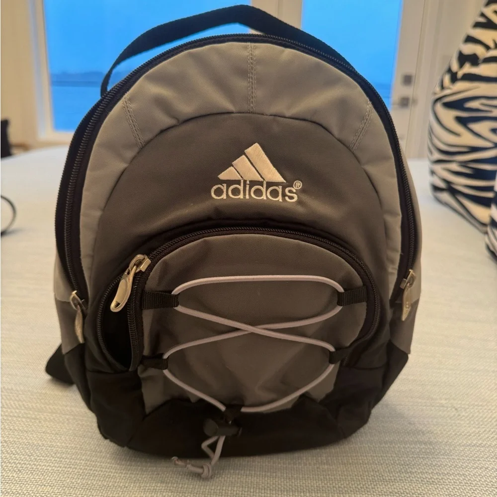 Adidas mini backpack - Picture 1 of 3